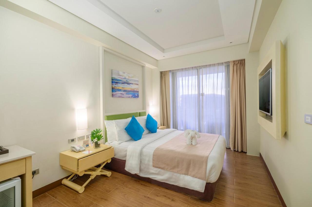 Savoy Hotel Boracay Newcoast Yapak Εξωτερικό φωτογραφία