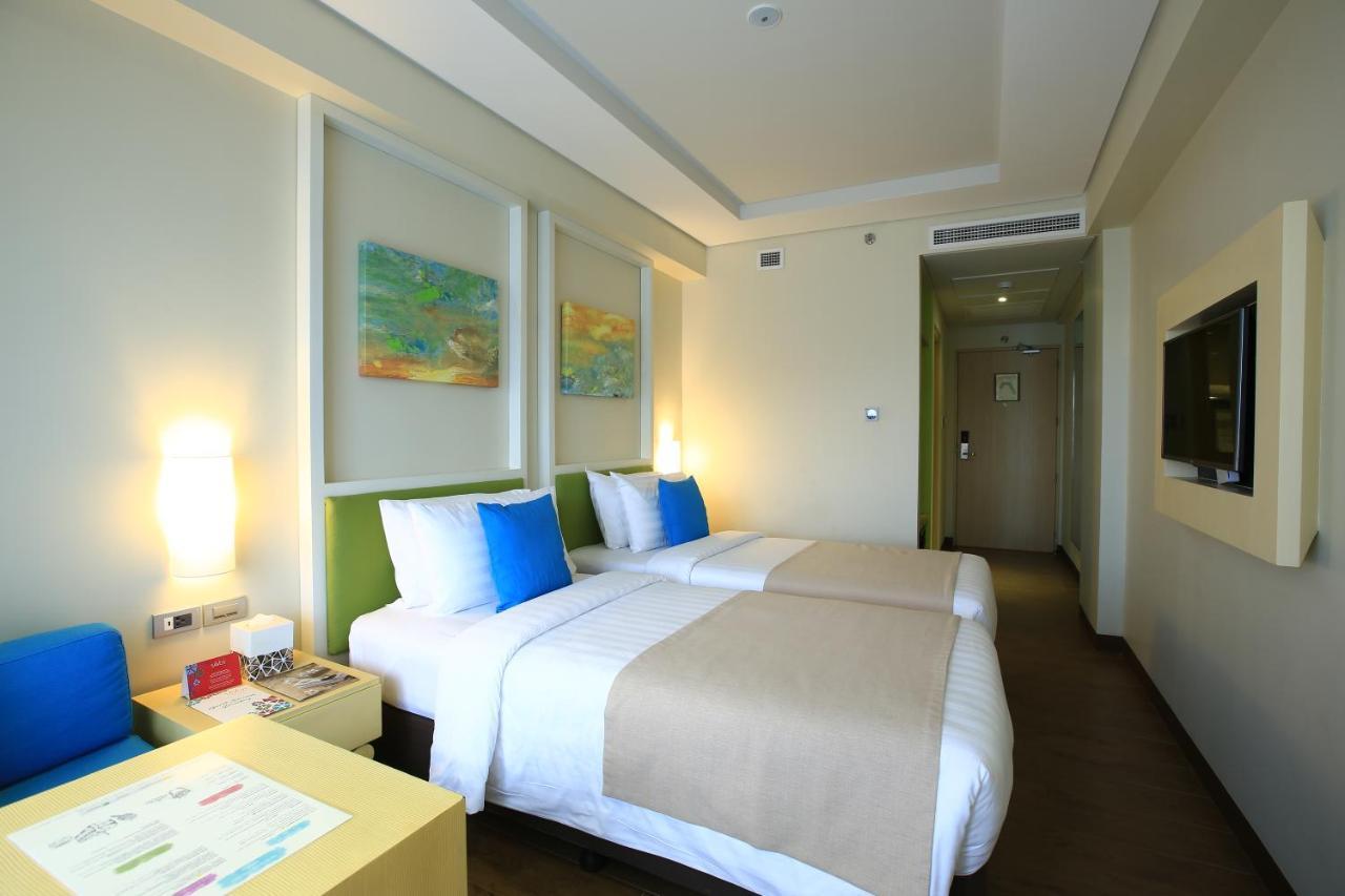 Savoy Hotel Boracay Newcoast Yapak Εξωτερικό φωτογραφία